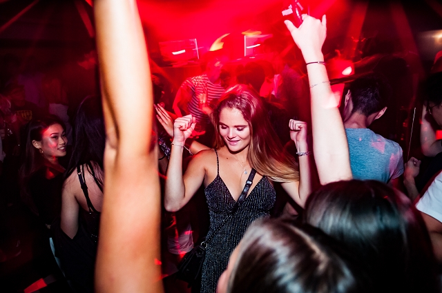 nightlife photography singapore, cherry discotheque singapore, party photography singapore 