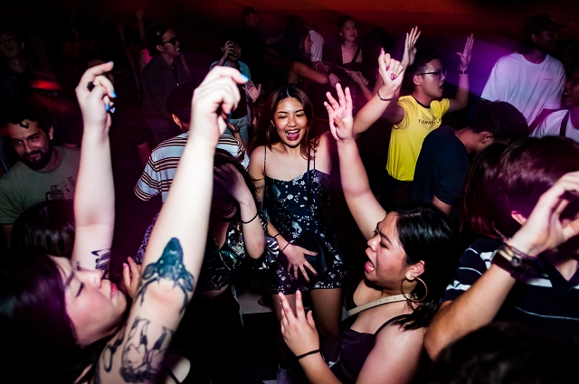 nightlife photography singapore, cherry discotheque singapore, party photography singapore 