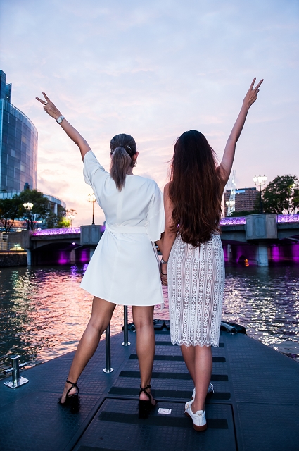 sunset boat ride clarke quay, patricia prieto, rebecca inkka ten, 