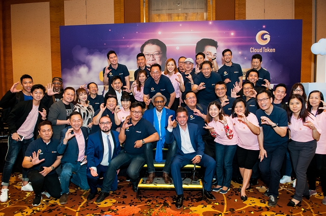 event photography singapore, suntec city, flashpixs, cloud token walllet 4.0