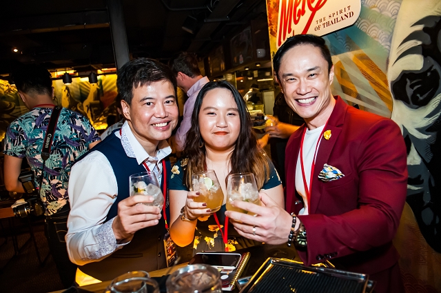 event photography singapore, whisky tasting, neon pigeon